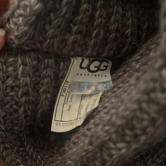 Sweater Ugg boots - Picture 6 of 6